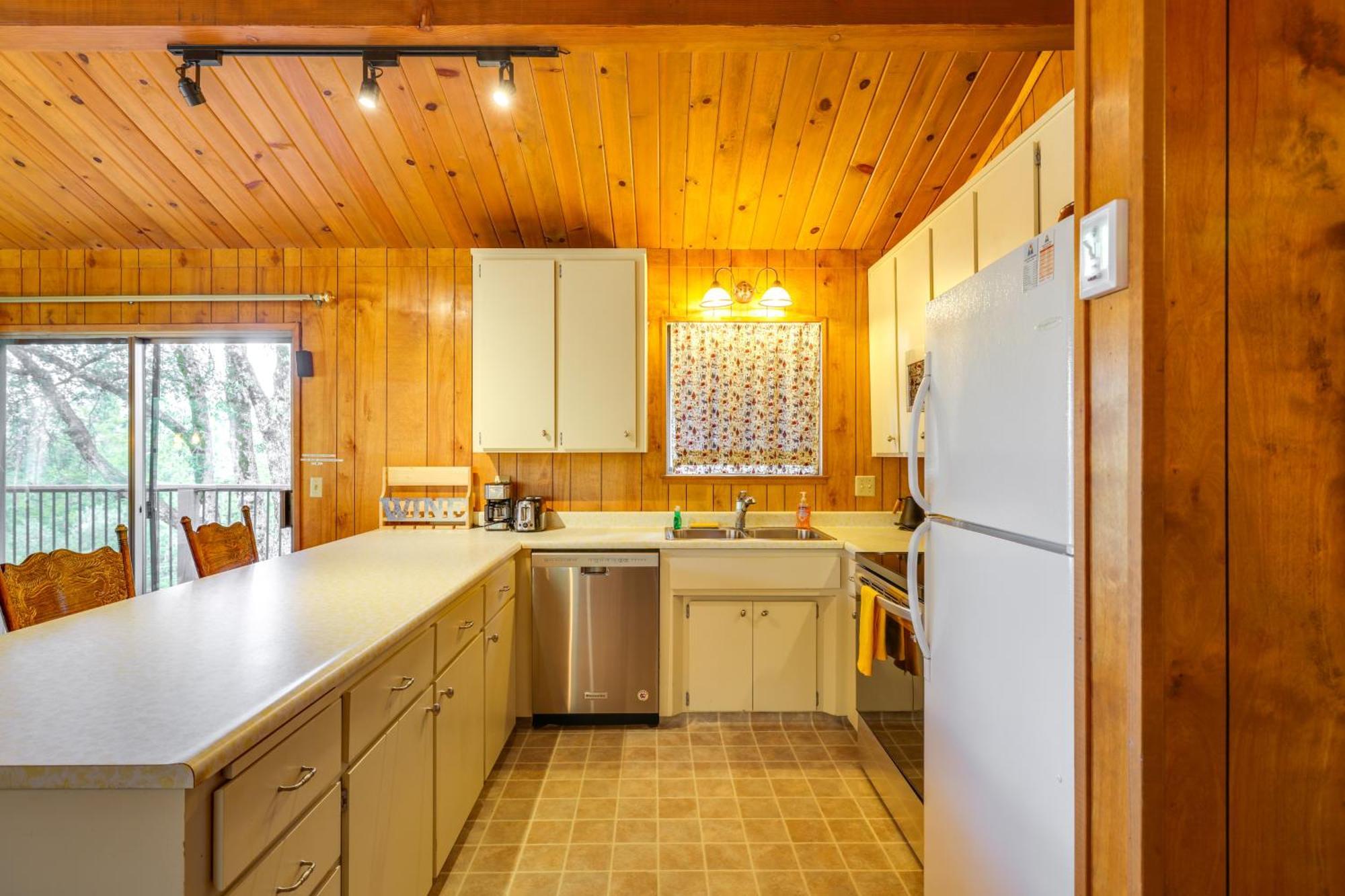 Serene Groveland Cabin Rental Near Yosemite! Extérieur photo